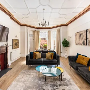 3 Bedroom Garden Opposite The , Brighton United Kingdom